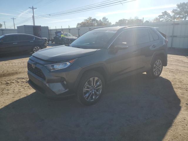 TOYOTA RAV4 XLE P 2019 with VIN 2T3C1RFV7KC019064 - Photo from auction