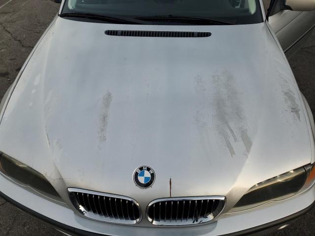 Photo 11 from auction – 2002 BMW 325 I with VIN WBAEV33402KL78573