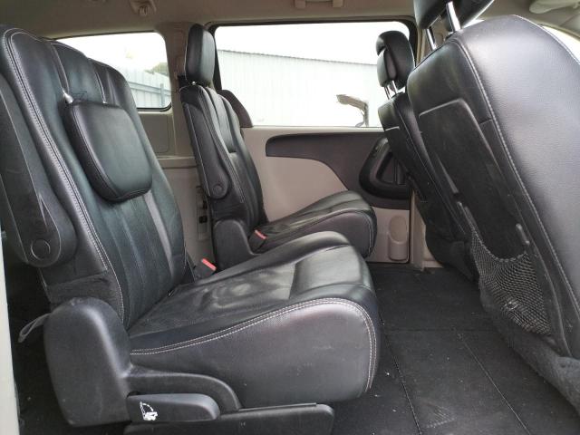 Photo 11 from auction – 2012 CHRYSLER TOWN & COU with VIN 2C4RC1BGXCR308740
