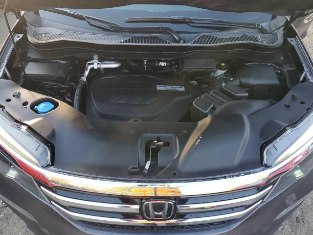 Photo 11 from auction – 2018 HONDA PILOT TOUR with VIN 5FNYF6H93JB055522