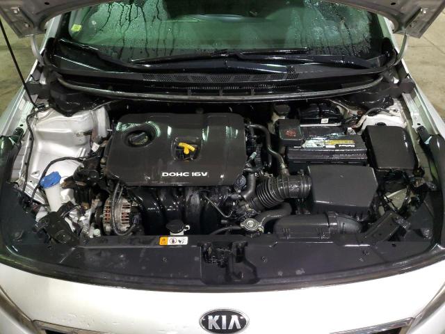 Photo 11 from auction – 2017 KIA FORTE LX with VIN 3KPFK4A77HE143635