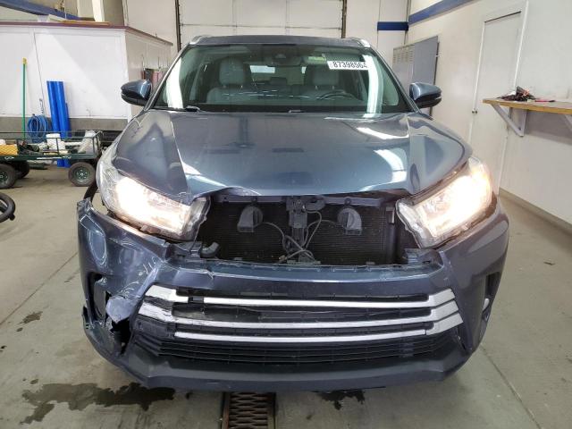 Photo 5 from auction – 2017 TOYOTA HIGHLANDER with VIN 5TDJZRFHXHS431031
