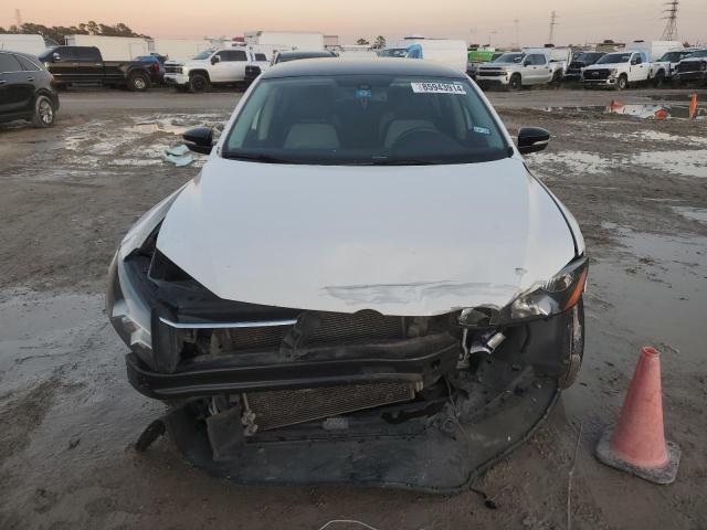 Photo 5 from auction – 2014 VOLKSWAGEN PASSAT SE with VIN 1VWBS7A35EC091919