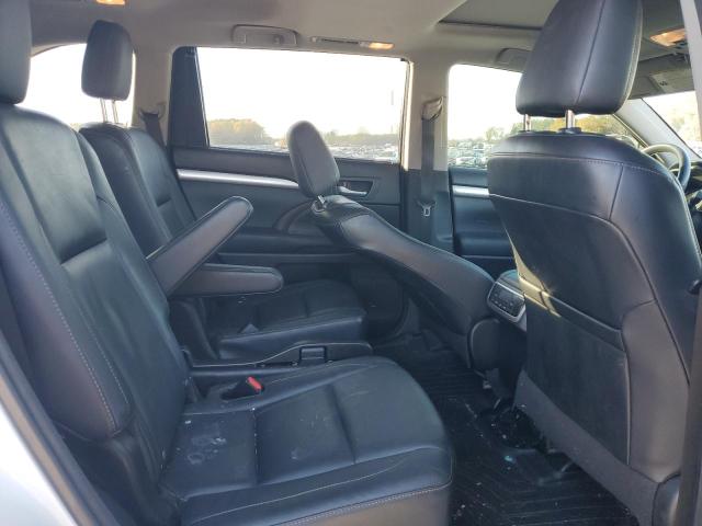 Photo 11 from auction – 2014 TOYOTA HIGHLANDER with VIN 5TDKKRFH7ES021954