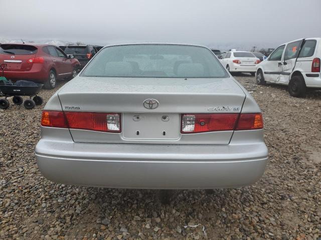 Photo 6 from auction – 2001 TOYOTA CAMRY CE with VIN JT2BG22K810537367