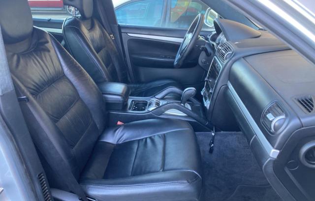 Zdjęcie 5 z aukcji – 2004 PORSCHE CAYENNE TU z VIN WP1AC29P34LA94515