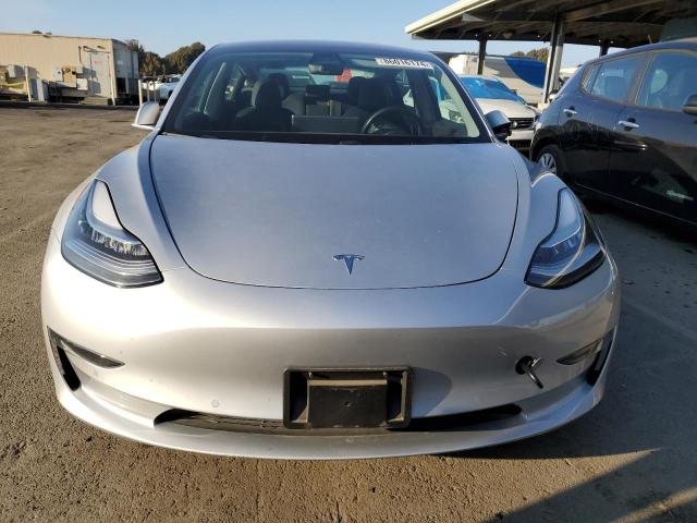 Photo 5 from auction – 2018 TESLA MODEL 3 with VIN 5YJ3E1EA5JF078489
