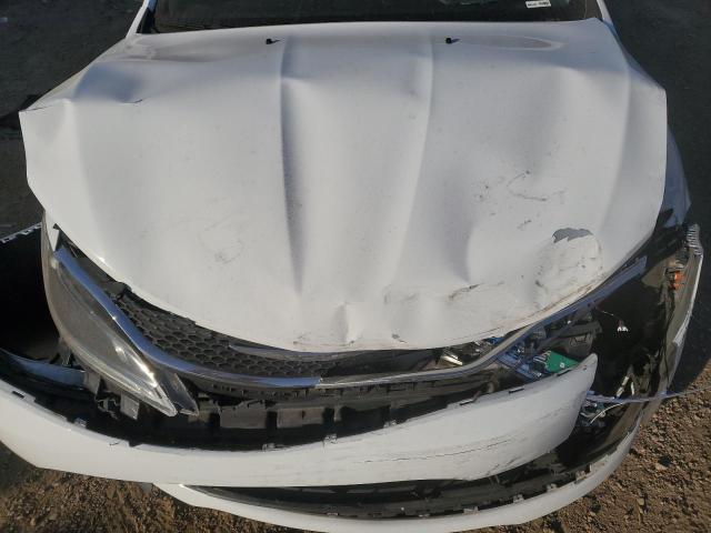 Photo 11 from auction – 2015 CHRYSLER 200 LIMITE with VIN 1C3CCCAB4FN753844