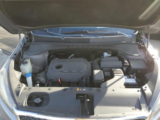 Photo 12 from auction – 2016 KIA SORENTO LX with VIN 5XYPG4A30GG002765