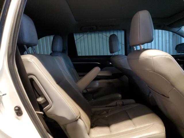 Photo 11 from auction – 2017 TOYOTA HIGHLANDER with VIN 5TDDGRFH5HS021725