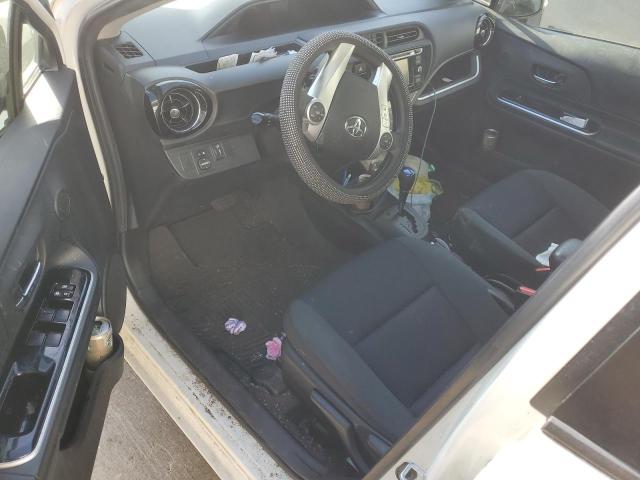 Photo 8 from auction – 2015 TOYOTA PRIUS C with VIN JTDKDTB31F1581064