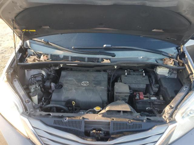 Photo 12 from auction – 2013 TOYOTA SIENNA XLE with VIN 5TDYK3DC4DS289910