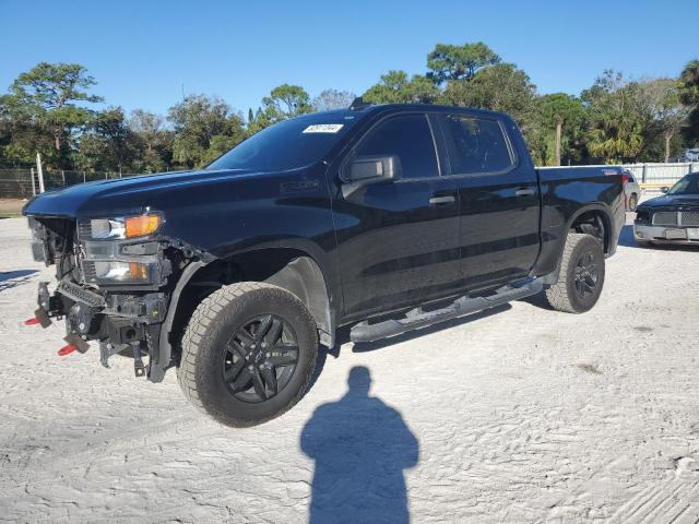 CHEVROLET SILVERADO 2021 z numerem VIN 1GCPYCEL0MZ155466 - Zdjęcie z aukcji