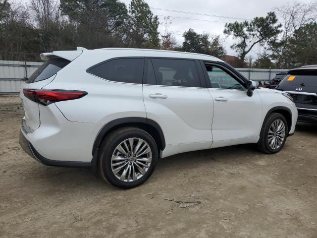Photo 3 from auction – 2023 TOYOTA HIGHLANDER with VIN 5TDKDRBH0PS047461