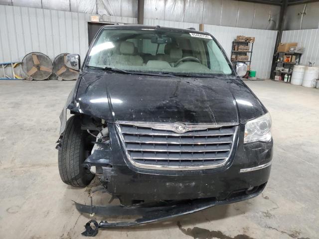 Photo 5 from auction – 2010 CHRYSLER TOWN & COU with VIN 2A4RR6DX7AR153533
