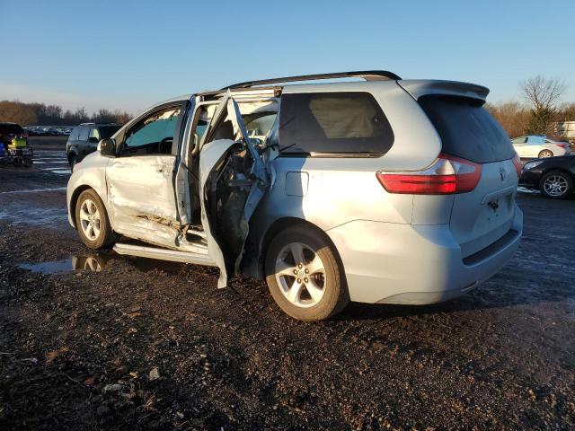 Photo 2 from auction – 2015 TOYOTA SIENNA LE with VIN 5TDKK3DC2FS636062