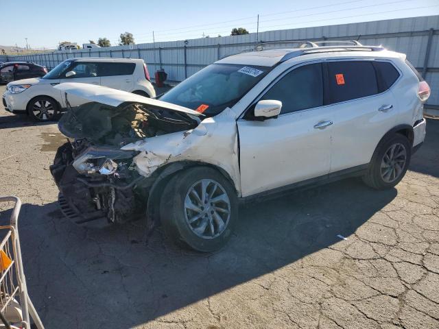 NISSAN ROGUE S 2015 with VIN 5N1AT2MT8FC860839 - Photo from auction