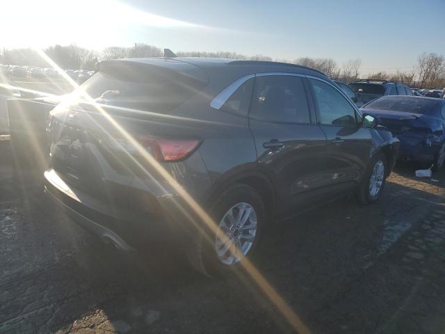 Photo 3 from auction – 2022 FORD ESCAPE SE with VIN 1FMCU0G62NUB98667