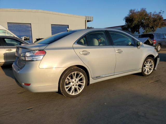 Photo 3 from auction – 2010 LEXUS HS 250H with VIN JTHBB1BA4A2009884