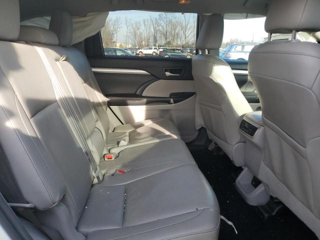 Photo 11 from auction – 2015 TOYOTA HIGHLANDER with VIN 5TDJKRFH3FS186249