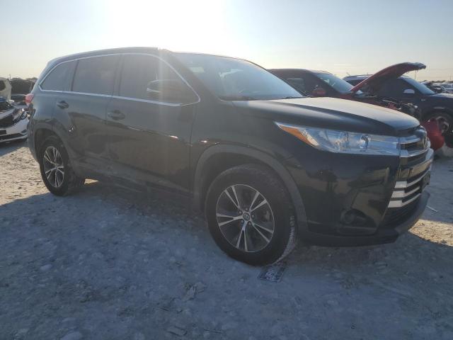 Photo 4 from auction – 2019 TOYOTA HIGHLANDER with VIN 5TDZZRFH7KS336193