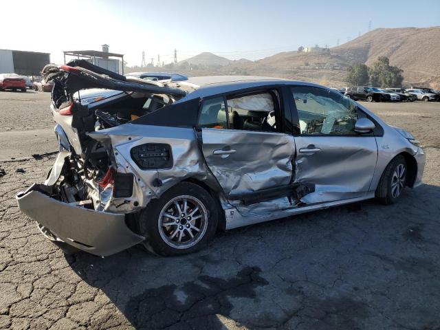 Photo 3 from auction – 2017 TOYOTA PRIUS PRIM with VIN JTDKARFP6H3065380