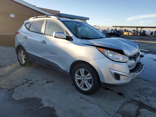 Photo 4 from auction – 2011 HYUNDAI TUCSON GLS with VIN KM8JU3AC7BU223002