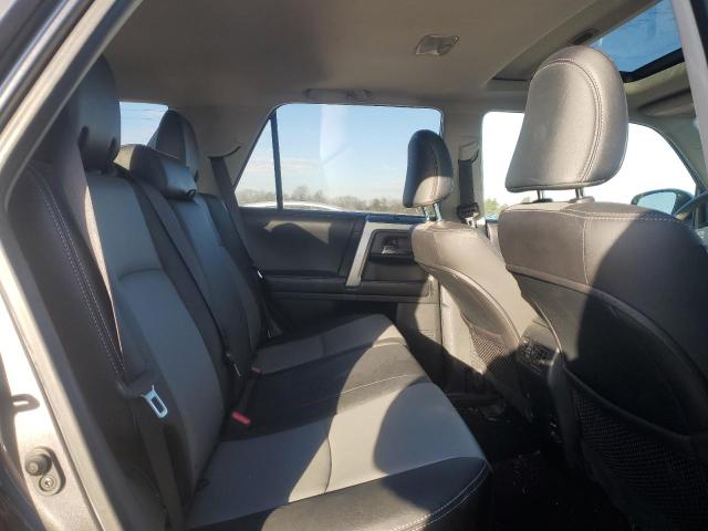 Photo 11 from auction – 2017 TOYOTA 4RUNNER SR with VIN JTEBU5JR5H5475435