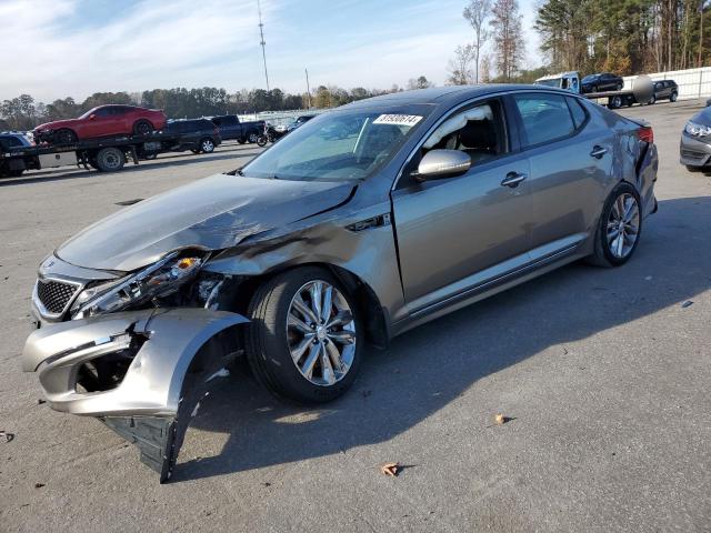 KIA OPTIMA SX 2015 with VIN 5XXGR4A65FG511581 - Photo from auction