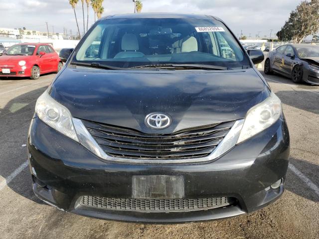 Photo 5 from auction – 2015 TOYOTA SIENNA LE with VIN 5TDKK3DCXFS688085