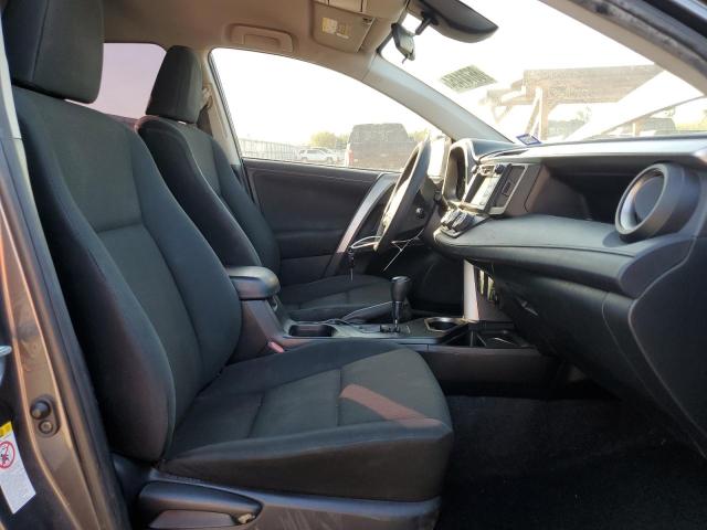 Photo 7 from auction – 2017 TOYOTA RAV4 LE with VIN JTMZFREVXHJ708969