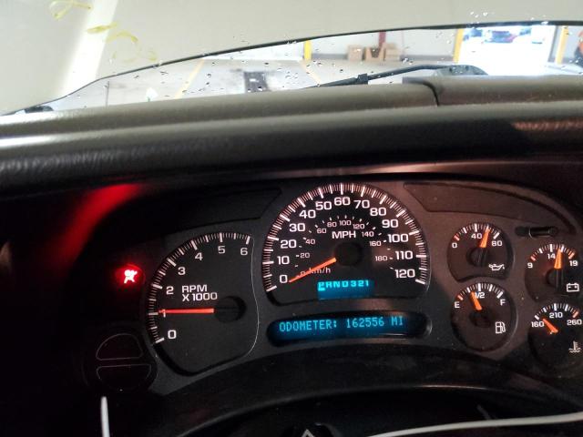 Photo 9 from auction – 2004 CHEVROLET SILVERADO with VIN 2GCEC19V141184733