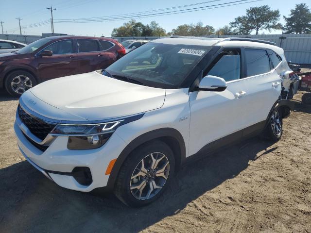 KIA SELTOS EX 2023 with VIN KNDERCAA1P7376616 - Photo from auction