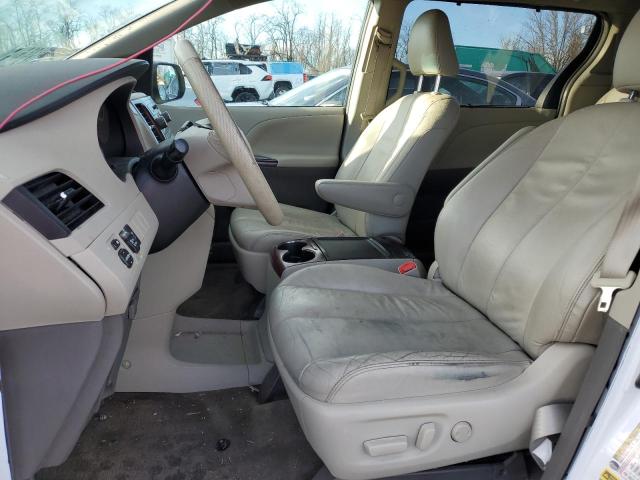 Photo 7 from auction – 2014 TOYOTA SIENNA XLE with VIN 5TDYK3DC7ES456262
