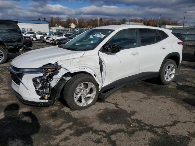 CHEVROLET TRAX LS 2025 with VIN KL77LFEP2SC000398 - Photo from auction