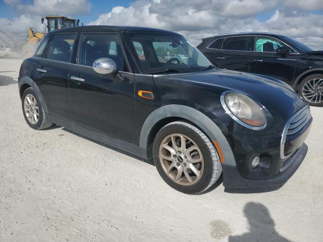 Photo 4 from auction – 2015 MINI COOPER with VIN WMWXS5C51FT832304