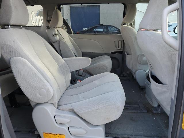 Photo 11 from auction – 2012 TOYOTA SIENNA LE with VIN 5TDKK3DC7CS259059