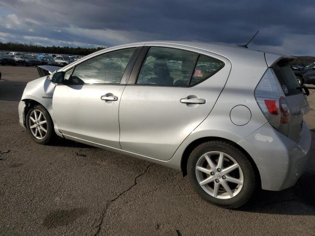 Photo 2 from auction – 2012 TOYOTA PRIUS C with VIN JTDKDTB34C1011751