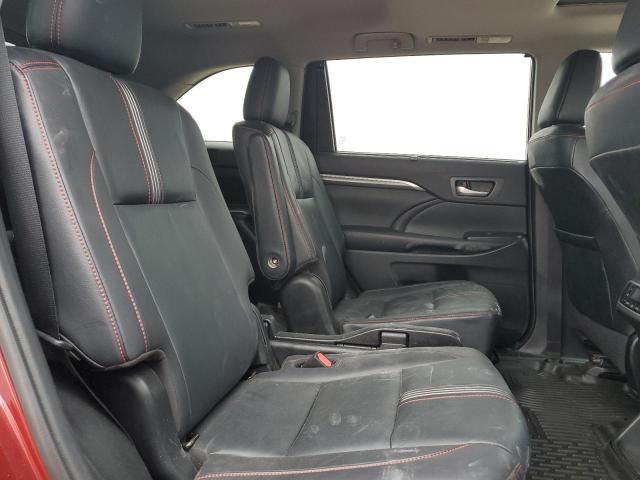 Photo 11 from auction – 2019 TOYOTA HIGHLANDER with VIN 5TDKZRFH8KS352582