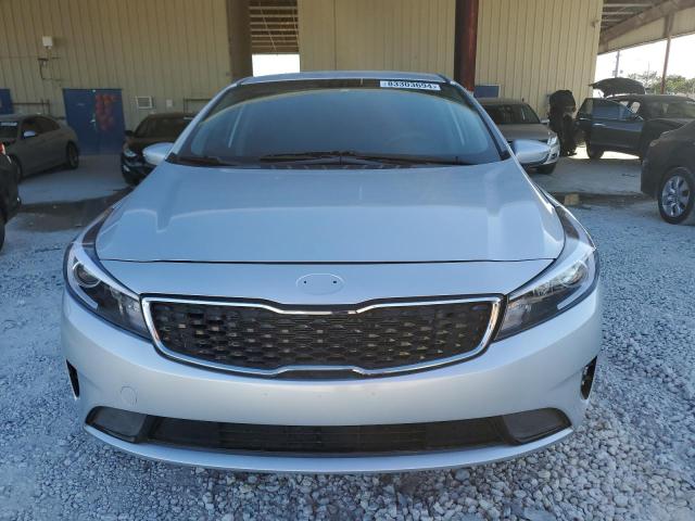 Photo 5 from auction – 2017 KIA FORTE LX with VIN 3KPFK4A71HE063814