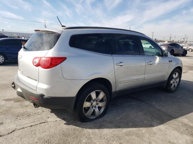 Photo 3 from auction – 2011 CHEVROLET TRAVERSE L with VIN 1GNKRLED9BJ200343