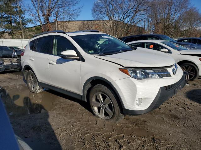Photo 4 from auction – 2015 TOYOTA RAV4 XLE with VIN JTMRFREV2FJ023927