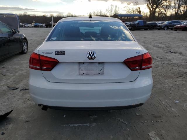 Photo 6 from auction – 2015 VOLKSWAGEN PASSAT S with VIN 1VWAT7A34FC013206