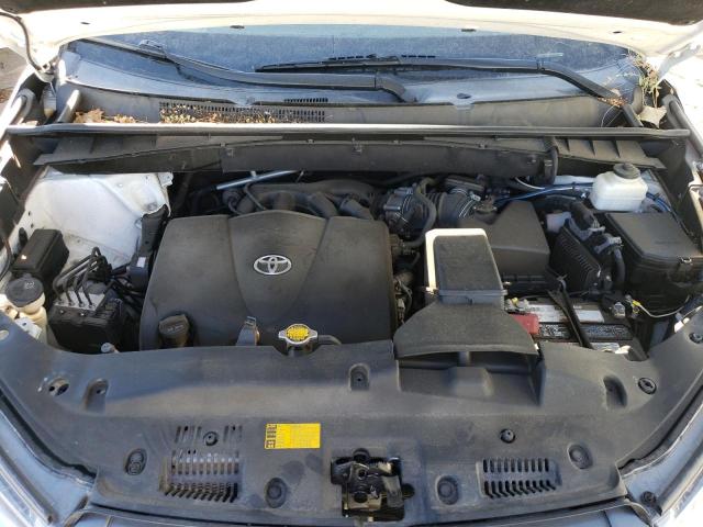 Photo 12 from auction – 2017 TOYOTA HIGHLANDER with VIN 5TDDZRFH3HS426993