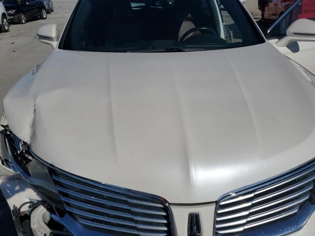 Photo 11 from auction – 2016 LINCOLN MKX RESERV with VIN 2LMTJ8LRXGBL53194