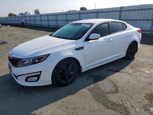 KIA OPTIMA LX 2015 with VIN KNAGM4A79F5526772 - Photo from auction