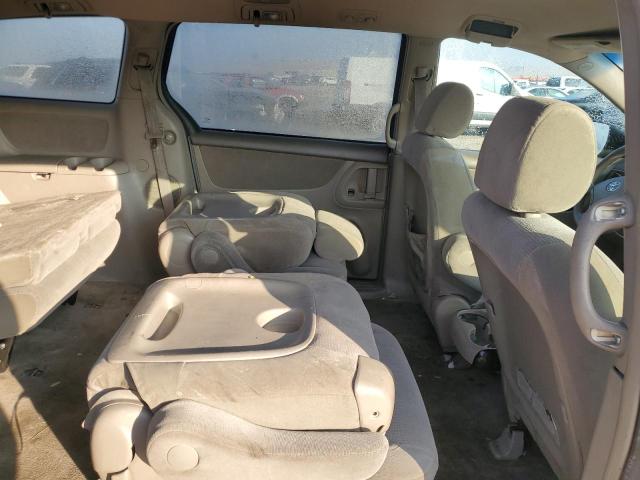 Photo 11 from auction – 2005 TOYOTA SIENNA CE with VIN 5TDZA23C35S282189