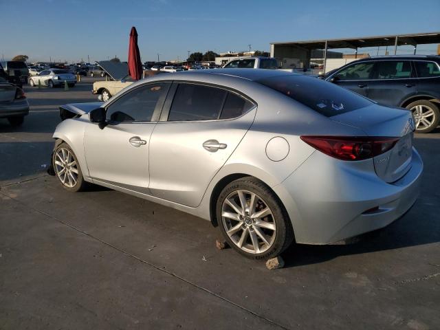 Photo 2 from auction – 2017 MAZDA 3 TOURING with VIN JM1BN1V71H1106162