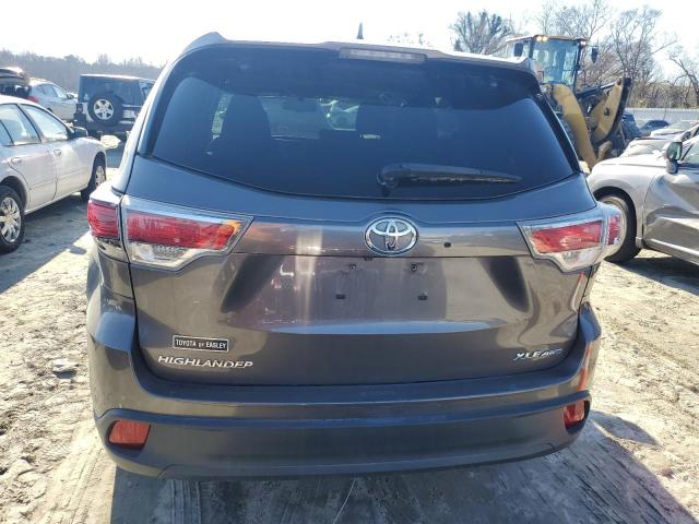 Photo 6 from auction – 2015 TOYOTA HIGHLANDER with VIN 5TDJKRFHXFS085564