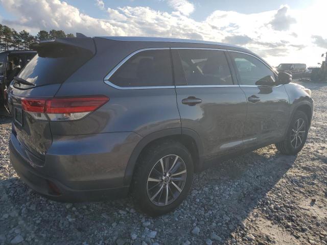 Photo 3 from auction – 2019 TOYOTA HIGHLANDER with VIN 5TDKZRFH1KS362337